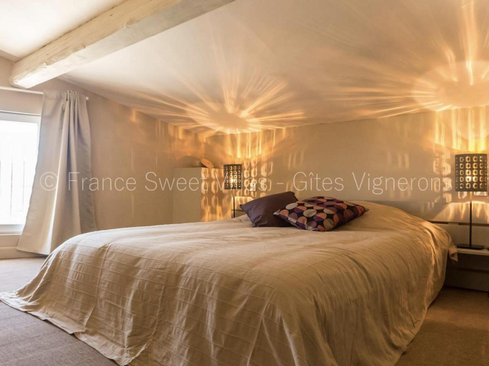 Suite Ou Chambre Privee A La Forge Des Cypres Loupia Luaran gambar